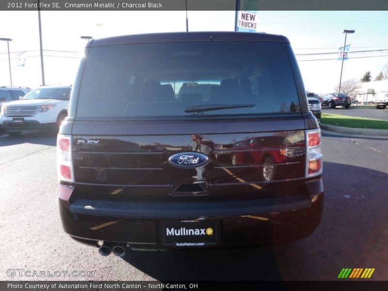 Cinnamon Metallic / Charcoal Black 2012 Ford Flex SE