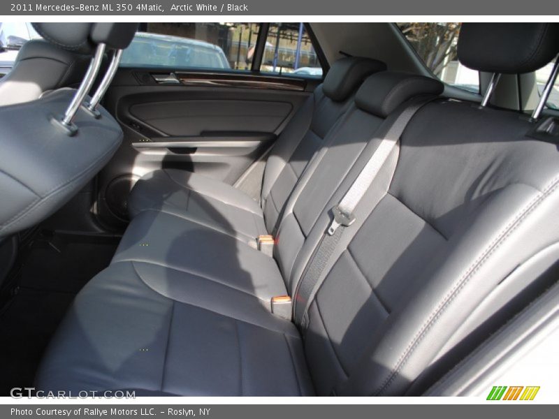 Arctic White / Black 2011 Mercedes-Benz ML 350 4Matic