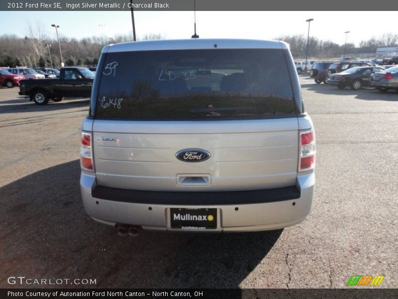 Ingot Silver Metallic / Charcoal Black 2012 Ford Flex SE