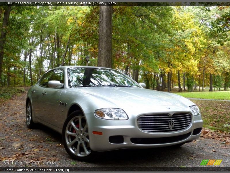 Front 3/4 View of 2006 Quattroporte 