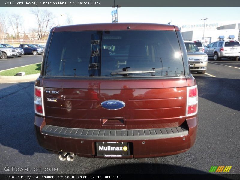 Cinnamon Metallic / Charcoal Black 2012 Ford Flex SE