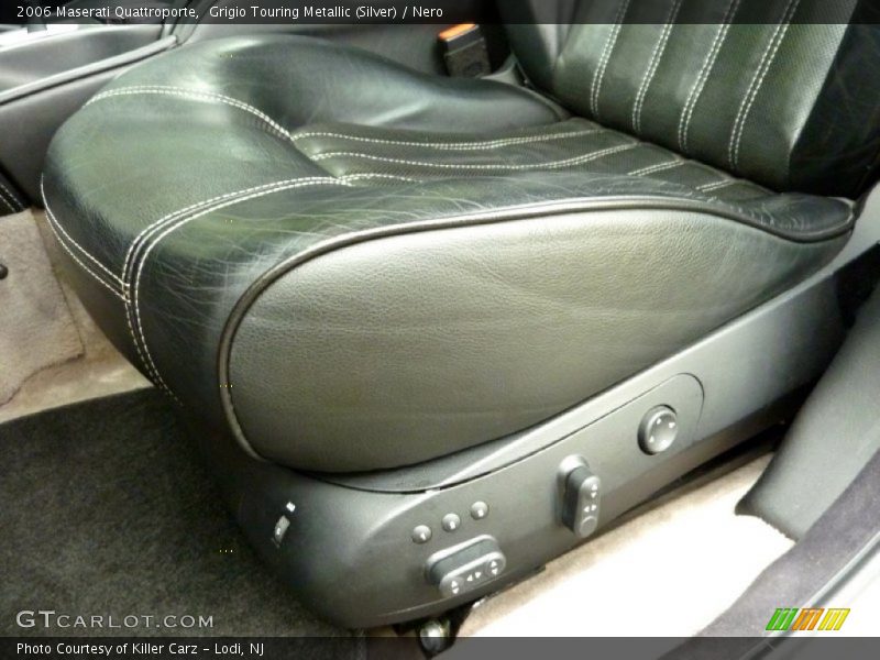 Grigio Touring Metallic (Silver) / Nero 2006 Maserati Quattroporte