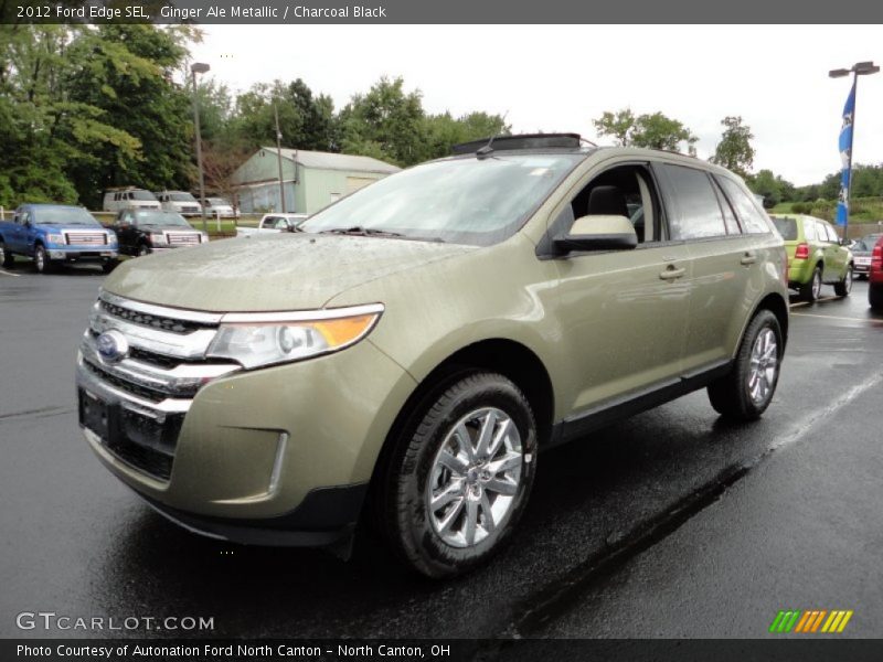 Front 3/4 View of 2012 Edge SEL