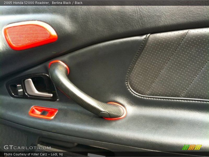 Berlina Black / Black 2005 Honda S2000 Roadster