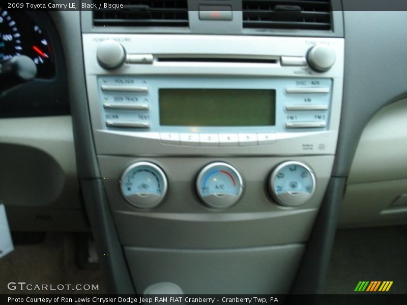 Black / Bisque 2009 Toyota Camry LE