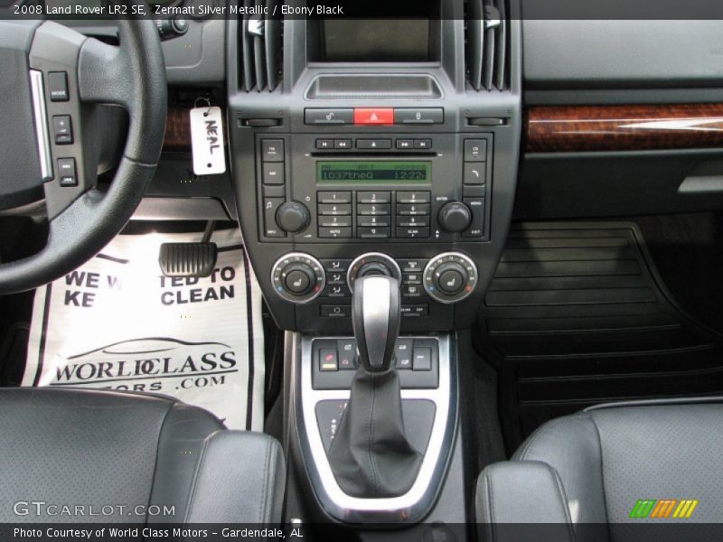 Zermatt Silver Metallic / Ebony Black 2008 Land Rover LR2 SE