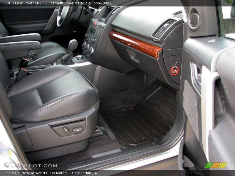 Zermatt Silver Metallic / Ebony Black 2008 Land Rover LR2 SE