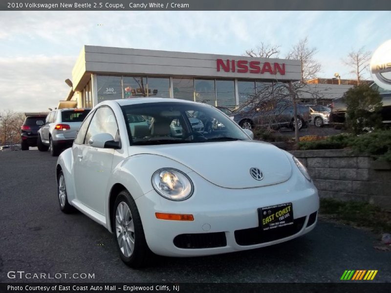 Candy White / Cream 2010 Volkswagen New Beetle 2.5 Coupe