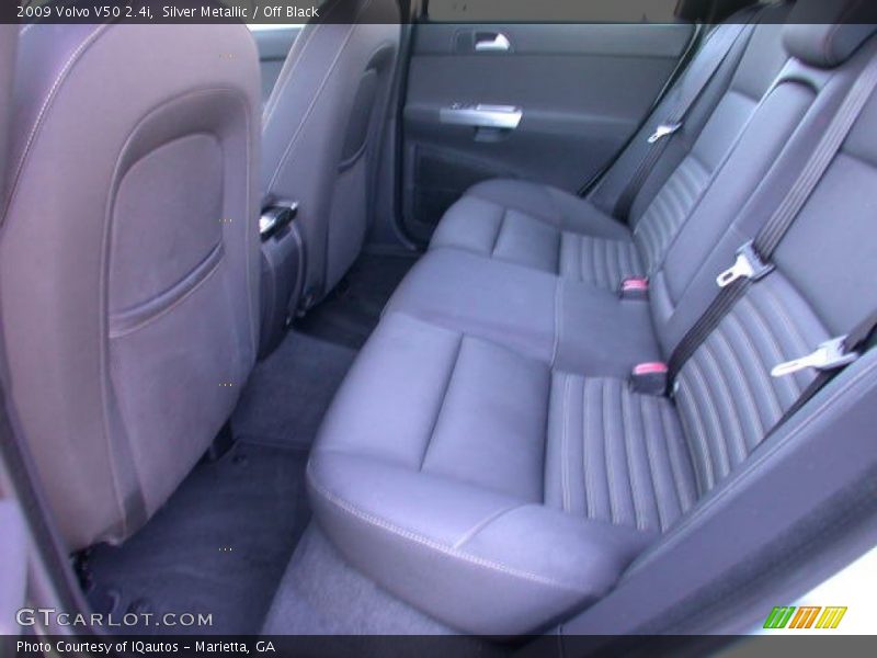  2009 V50 2.4i Off Black Interior