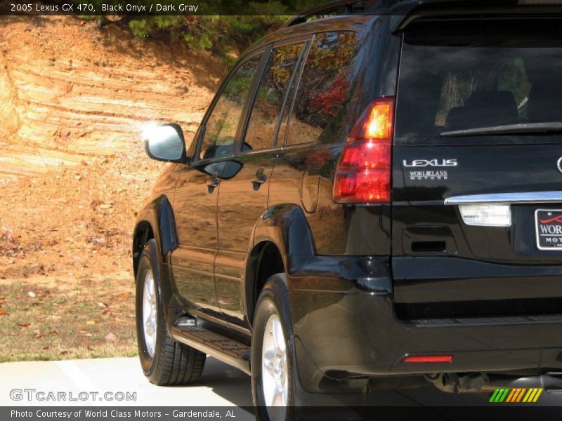 Black Onyx / Dark Gray 2005 Lexus GX 470