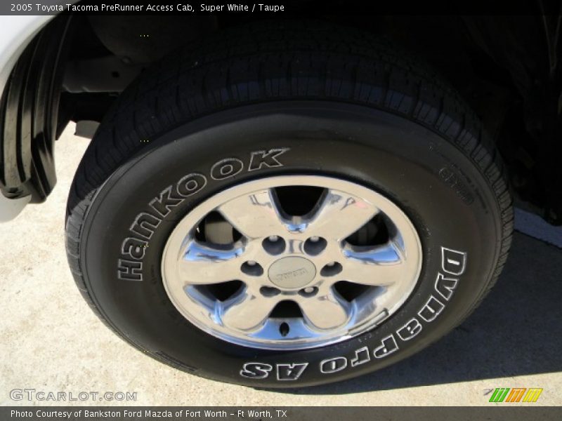 Super White / Taupe 2005 Toyota Tacoma PreRunner Access Cab