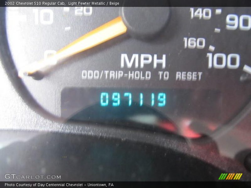 Light Pewter Metallic / Beige 2002 Chevrolet S10 Regular Cab