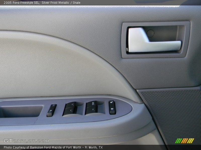 Silver Frost Metallic / Shale 2005 Ford Freestyle SEL