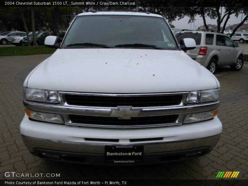 Summit White / Gray/Dark Charcoal 2004 Chevrolet Suburban 1500 LT