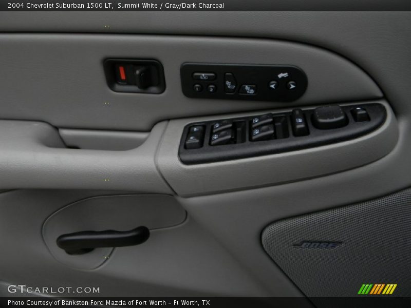 Summit White / Gray/Dark Charcoal 2004 Chevrolet Suburban 1500 LT