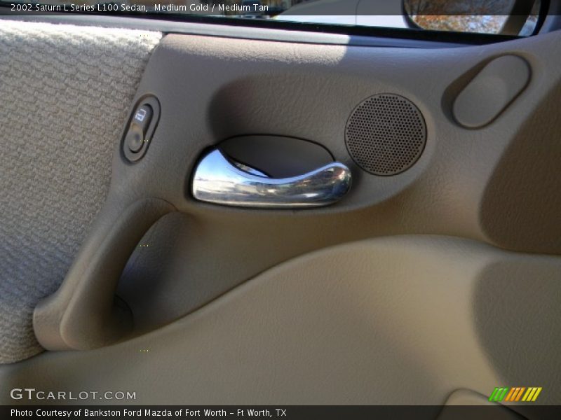 Medium Gold / Medium Tan 2002 Saturn L Series L100 Sedan