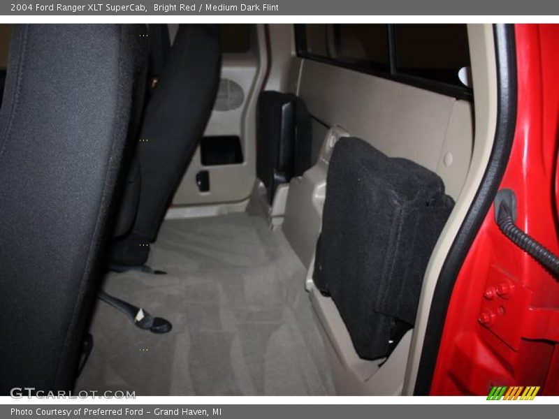 Bright Red / Medium Dark Flint 2004 Ford Ranger XLT SuperCab