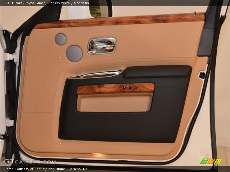 Door Panel of 2011 Ghost 