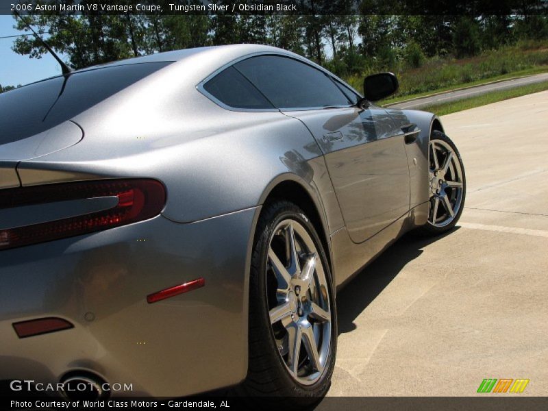 Tungsten Silver / Obsidian Black 2006 Aston Martin V8 Vantage Coupe