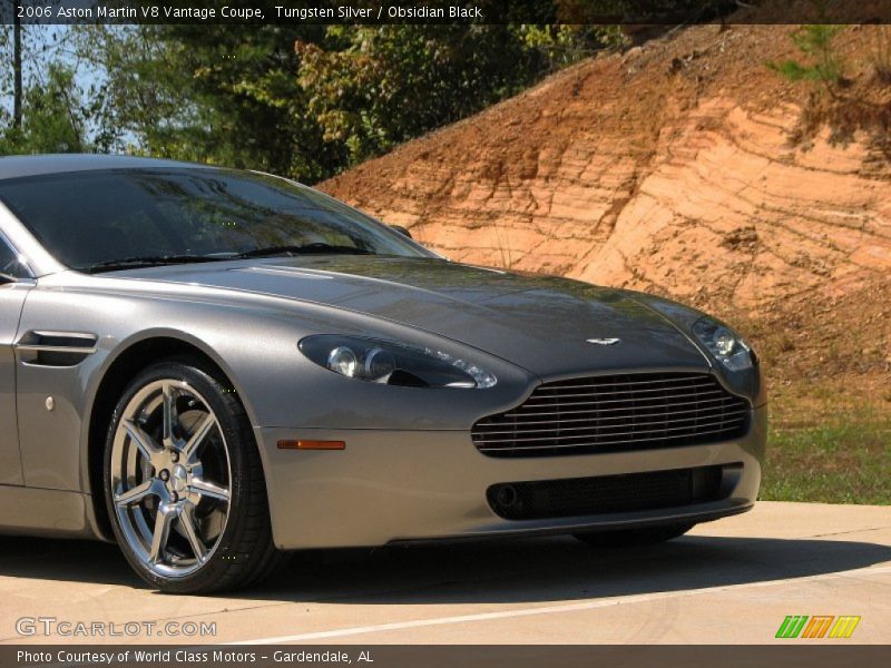 Tungsten Silver / Obsidian Black 2006 Aston Martin V8 Vantage Coupe