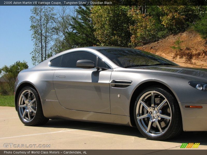 Tungsten Silver / Obsidian Black 2006 Aston Martin V8 Vantage Coupe