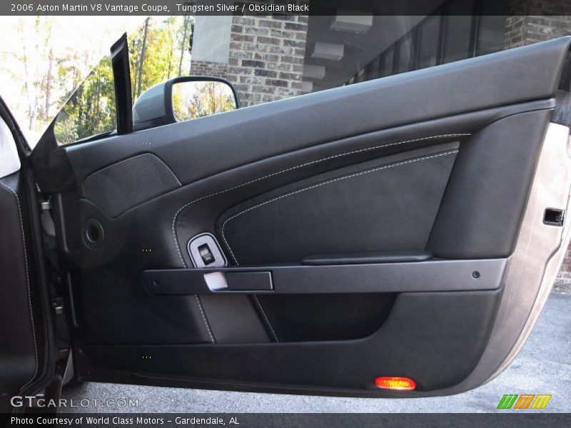 Door Panel of 2006 V8 Vantage Coupe