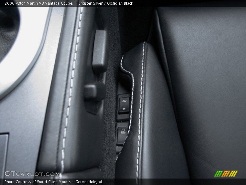 Tungsten Silver / Obsidian Black 2006 Aston Martin V8 Vantage Coupe