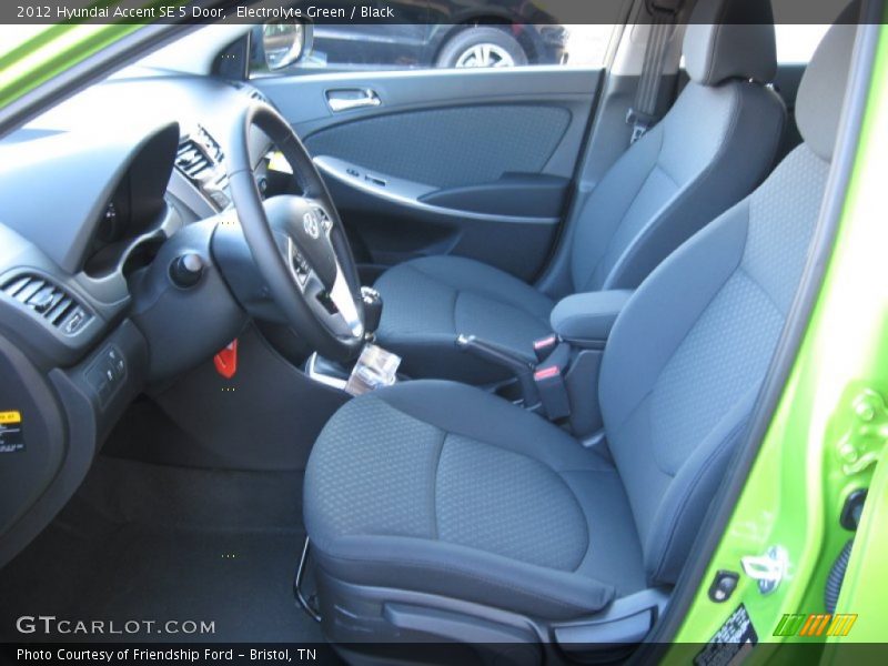  2012 Accent SE 5 Door Black Interior