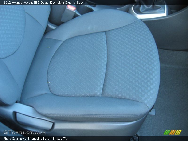 Electrolyte Green / Black 2012 Hyundai Accent SE 5 Door