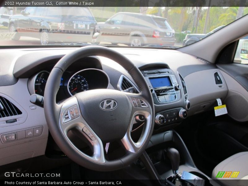 Cotton White / Taupe 2012 Hyundai Tucson GLS