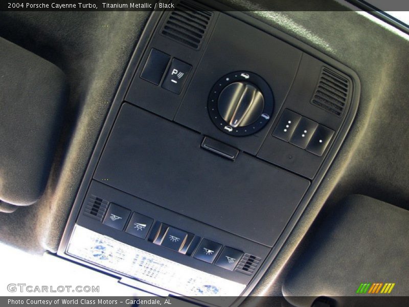Titanium Metallic / Black 2004 Porsche Cayenne Turbo