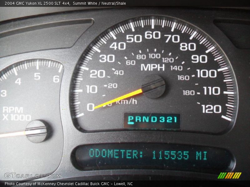 Summit White / Neutral/Shale 2004 GMC Yukon XL 2500 SLT 4x4