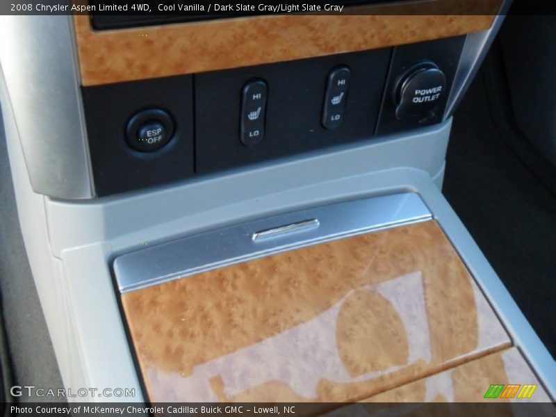 Cool Vanilla / Dark Slate Gray/Light Slate Gray 2008 Chrysler Aspen Limited 4WD
