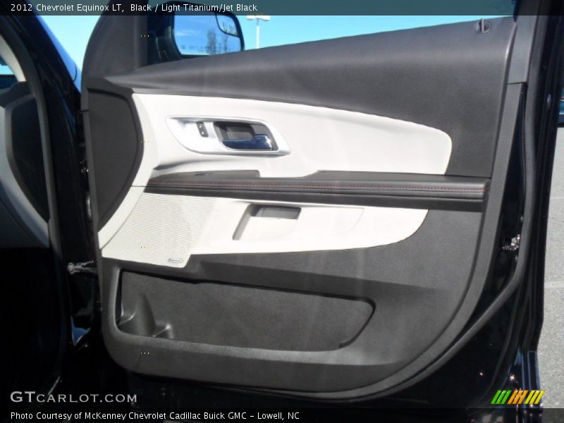 Black / Light Titanium/Jet Black 2012 Chevrolet Equinox LT