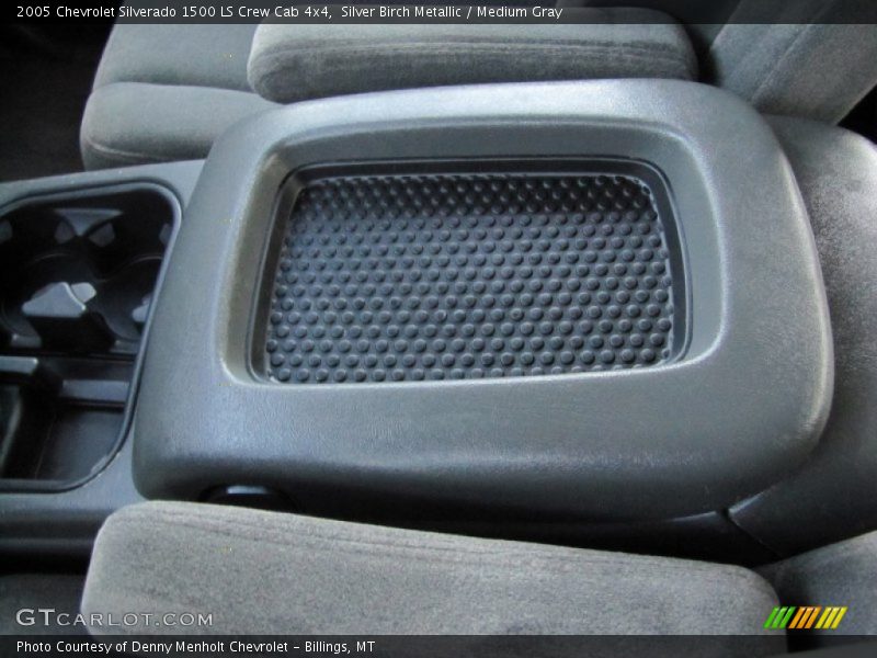 Silver Birch Metallic / Medium Gray 2005 Chevrolet Silverado 1500 LS Crew Cab 4x4