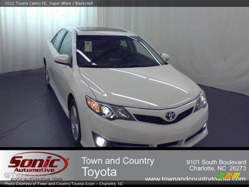 Super White / Black/Ash 2012 Toyota Camry SE