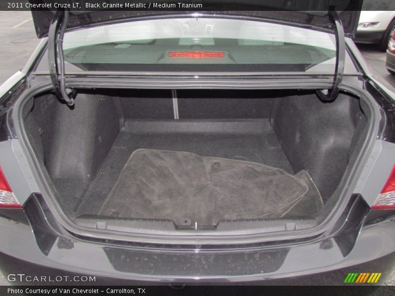 Black Granite Metallic / Medium Titanium 2011 Chevrolet Cruze LT
