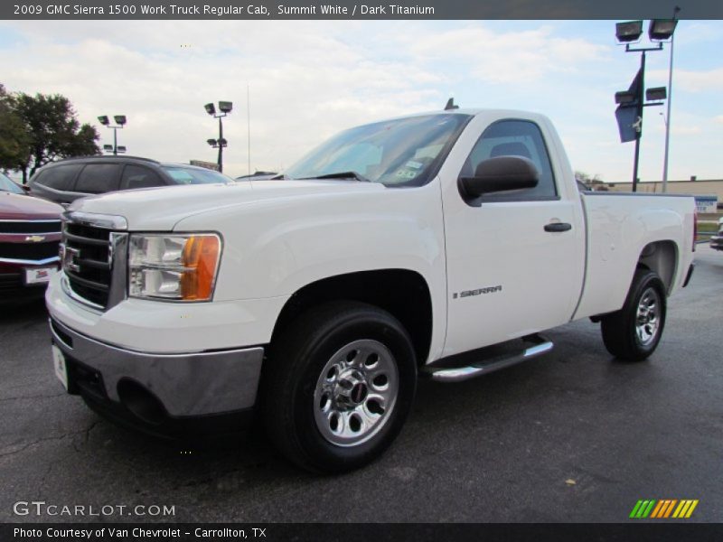 Front 3/4 View of 2009 Sierra 1500 Work Truck Regular Cab