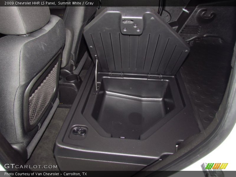 Summit White / Gray 2009 Chevrolet HHR LS Panel