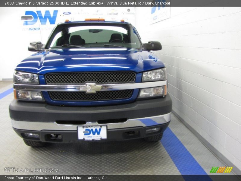 Arrival Blue Metallic / Dark Charcoal 2003 Chevrolet Silverado 2500HD LS Extended Cab 4x4
