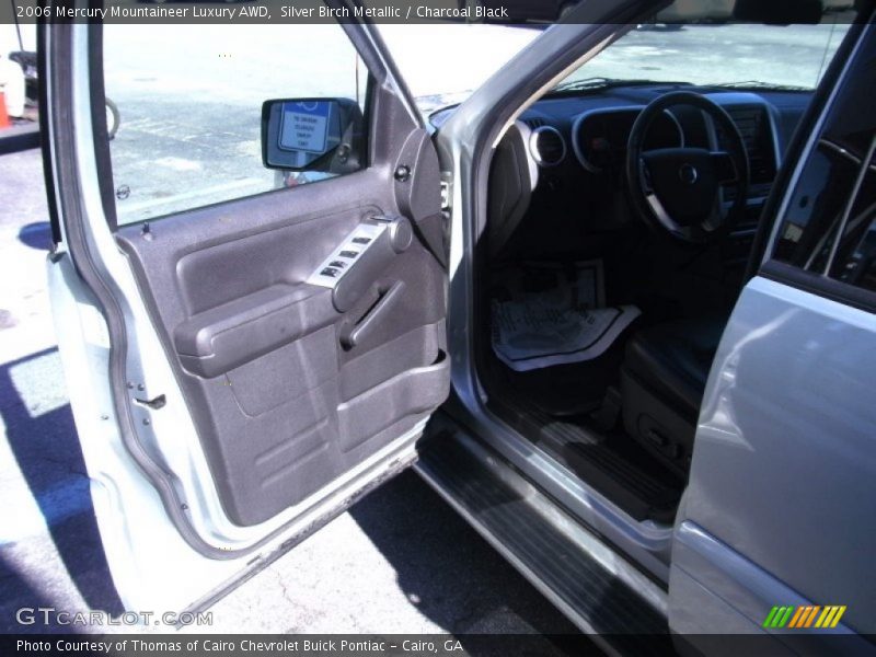Silver Birch Metallic / Charcoal Black 2006 Mercury Mountaineer Luxury AWD
