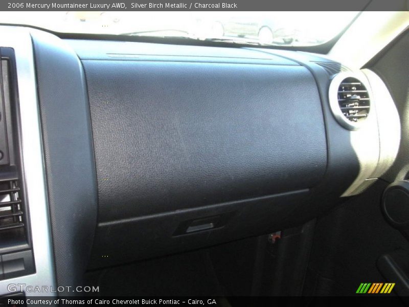 Silver Birch Metallic / Charcoal Black 2006 Mercury Mountaineer Luxury AWD