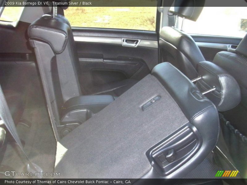 Titanium Silver / Black 2009 Kia Borrego EX V6