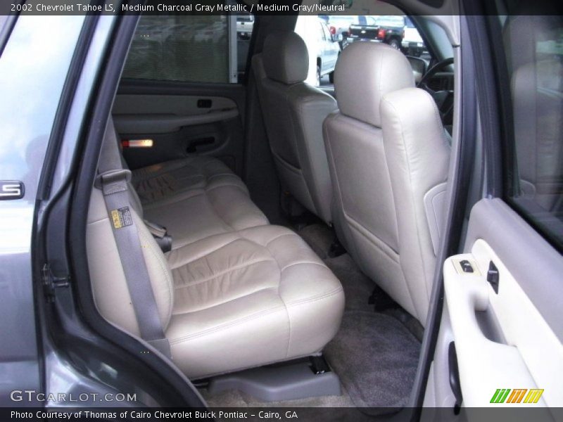 Medium Charcoal Gray Metallic / Medium Gray/Neutral 2002 Chevrolet Tahoe LS