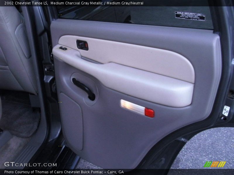 Medium Charcoal Gray Metallic / Medium Gray/Neutral 2002 Chevrolet Tahoe LS