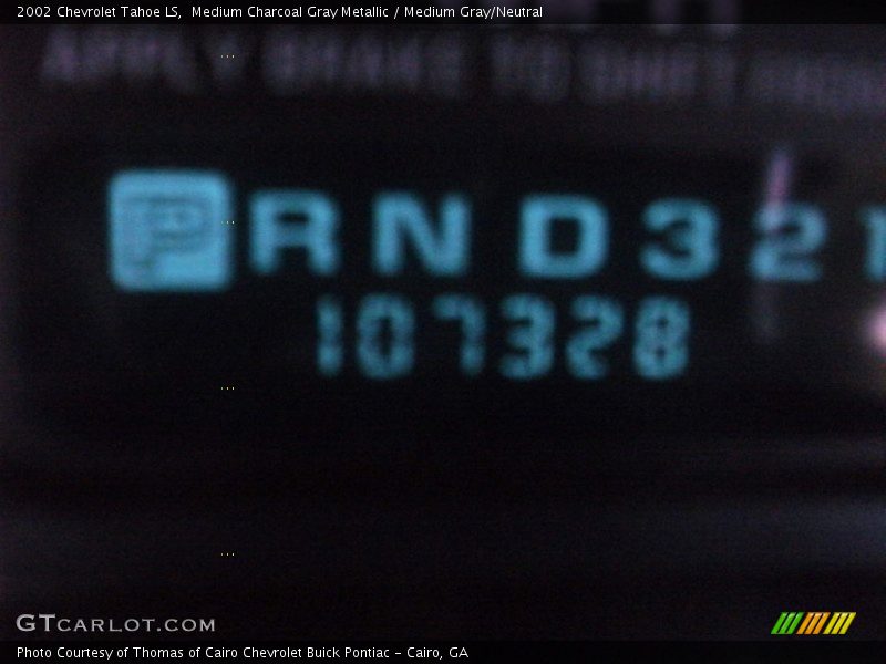 Medium Charcoal Gray Metallic / Medium Gray/Neutral 2002 Chevrolet Tahoe LS