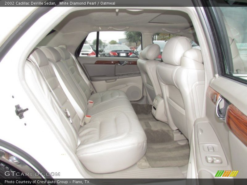 White Diamond Pearl / Oatmeal 2002 Cadillac DeVille Sedan