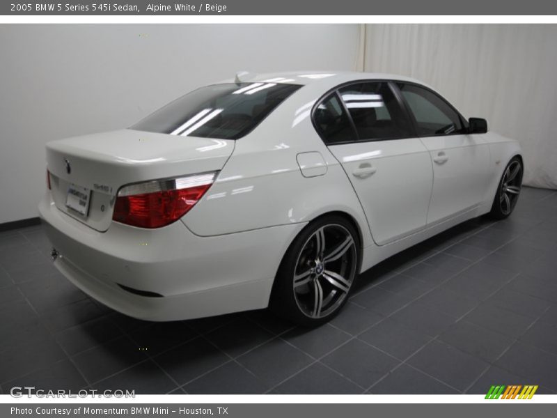 Alpine White / Beige 2005 BMW 5 Series 545i Sedan