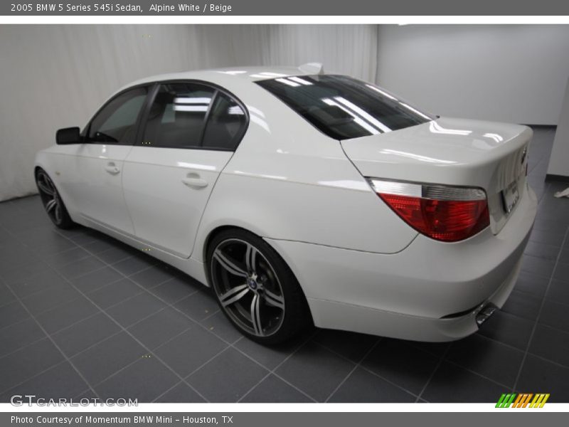 Alpine White / Beige 2005 BMW 5 Series 545i Sedan