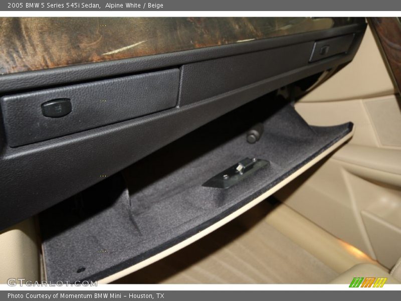 Alpine White / Beige 2005 BMW 5 Series 545i Sedan